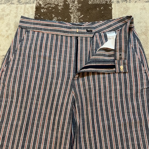 BR - High Rise Wide Leg Striped Pants - Picture 5 of 10